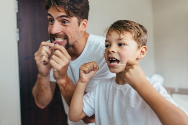 Choosing Dental Floss: Types And Their Benefits